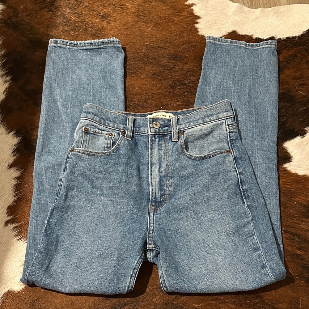 Abercrombie and Fitch Ankle Straight Ultra High Rise Jeans